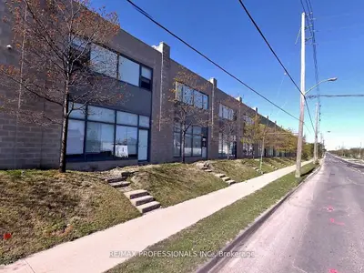 300 New Toronto Street 34, Toronto W06, On M8y 3g6