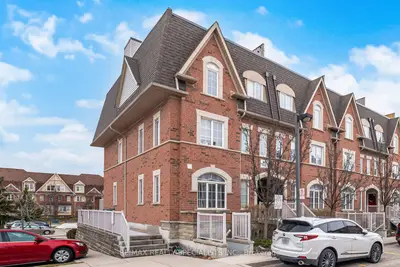 601 Shoreline Drive 129, Mississauga, On L5b 4j9