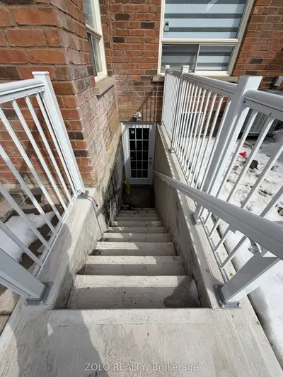 Lower - 4792 Glasshill Grove, Mississauga, On L5m 7r5