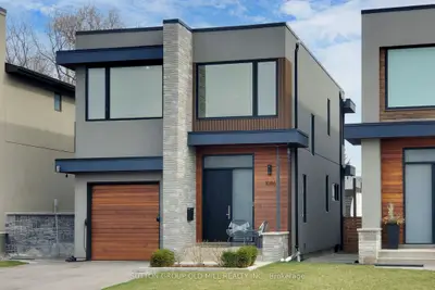 1086 Gardner Avenue, Mississauga, On L5e 1b7