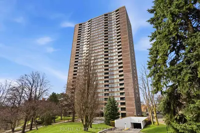 3100 Kirwin Avenue 2107, Mississauga, On L5a 3s6