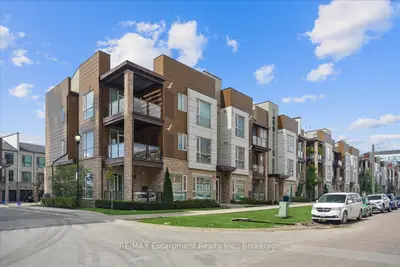 2370 Khalsa Gate 211, Oakville, On L6m 1p5