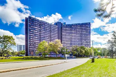11 Wincott Drive Ph#11, Toronto W09, On M9r 2r9