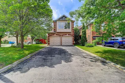 3246 Fanleaf Drive, Mississauga, On L5n 7c9