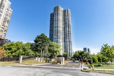 1 Palace Pier Court 2407, Toronto W06, On M8v 3w9