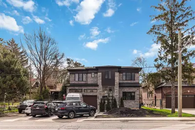 77 Thomas Street Lower, Mississauga, On L5m 1y6