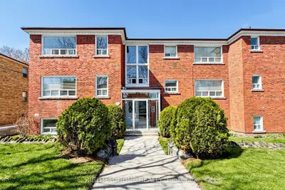 10 Wadsworth Avenue 4, Toronto W04, On M9n 2g2