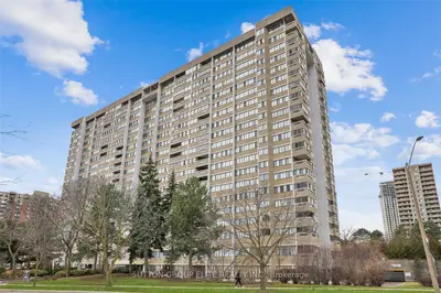 1580 Mississauga Valley Boulevard 1812, Mississauga, On L5a 3t8