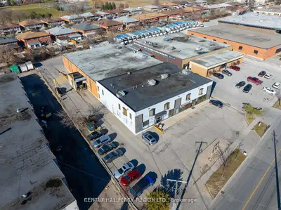 230 Eddystone Avenue 201a, Toronto W05, On M3n 1h7