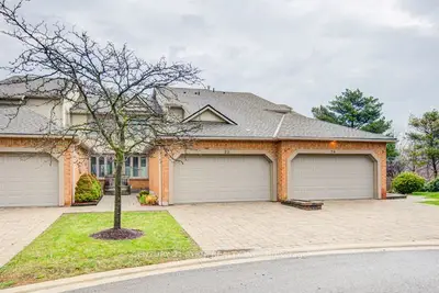 1724 The Chase 23, Mississauga, On L5m 4p2