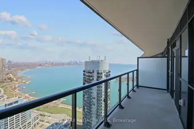 38 Annie Craig Drive 3512, Toronto W06, On M8v 0g9