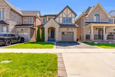 164 Wheat Boom Drive, Oakville, On L6h 7c3