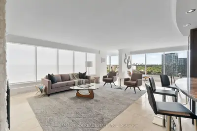 2045 Lakeshore Boulevard W 2212, Toronto W06, On M8v 2z6