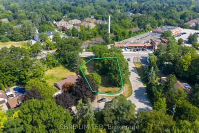 1110 Lorne Park Road, Mississauga, On L5h 3a4