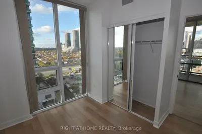 3975 Grand Park Drive 909, Mississauga, On L5b 0k4