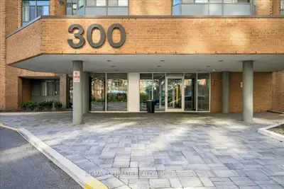 300 Webb Drive 314, Mississauga, On L5b 3w3