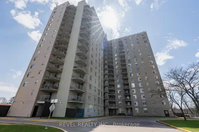 3559 Eglinton Avenue W 306, Toronto W04, On M6m 5c6