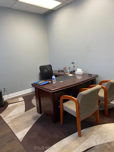 5225 Orbitor Drive 11, Mississauga, On L4w 4y8