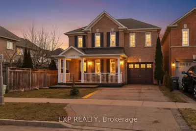 2210 Fairmount Drive, Oakville, On L6m 5j5