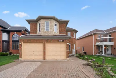 5871 Greensboro Drive, Mississauga, On L5m 5s7