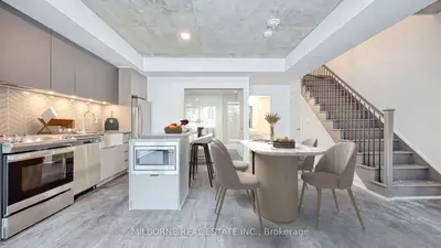 57 Brock Avenue Th 103, Toronto W01, On M3h 3n2