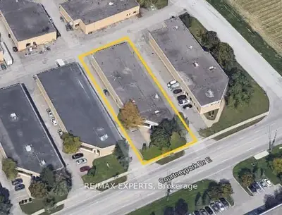 1611 Courtneypark Drive E, Mississauga, On L5t 2g2