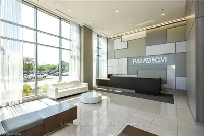 2087 Fairview Street 2101, Burlington, On L7r 0e5