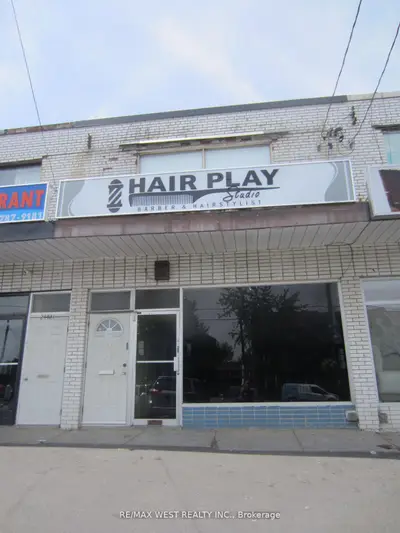 2444 Dufferin Street, Toronto W04, On M6e 3t1