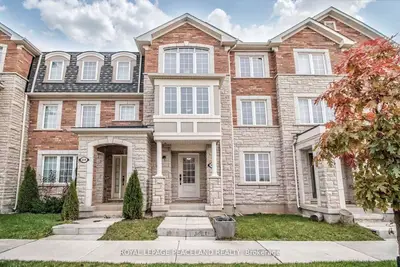 206 Ellen Davidson Drive, Oakville, On L6m 0v1