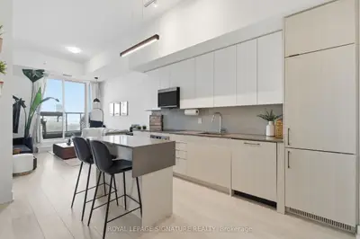 2489 Taunton Road 214, Oakville, On L6h 3r9