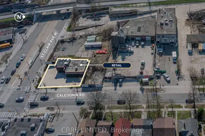 1500 St Clair Avenue W, Toronto, On M6e 1c8