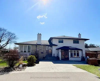 2263 Harcourt Crescent, Mississauga, On L4y 1w3