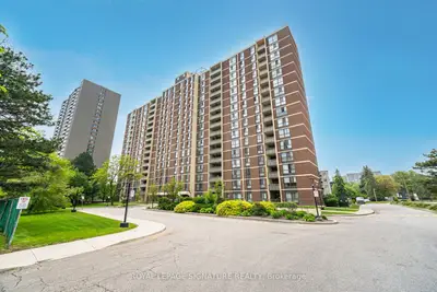 3170 Kirwin Avenue 1003, Mississauga, On L5a 3r1