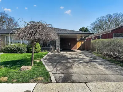 1166 Kingsholm Drive, Mississauga, On L4y 2h2