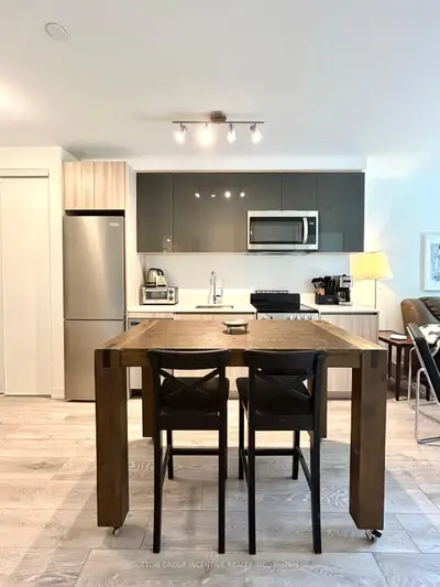 11 Maryport Avenue 126, Toronto W05, On M3m 0e2