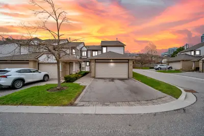 2275 Credit Valley Road 94, Mississauga, On L5n 4n5