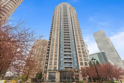 330 Burnhamthorpe Road 705, Mississauga, On L5b 0e1