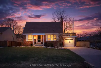 961 Ribston Road, Mississauga, On L4y 1b5