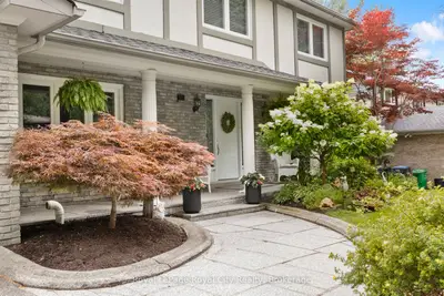 1548 Troika Court, Mississauga, On L5j 4c4