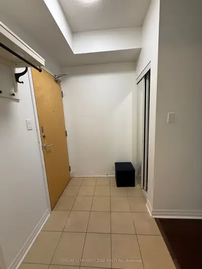 3515 Kariya Drive 3207, Mississauga, On L5b 0c1