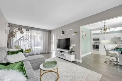 7080 Copenhagen Road 89, Mississauga, On L5n 2c9