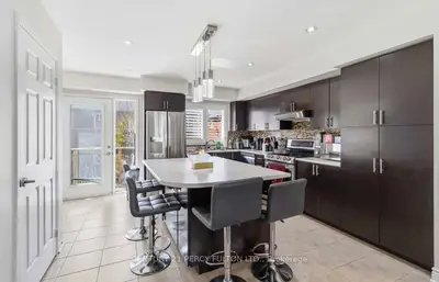3050 Erin Centre Boulevard 67, Mississauga, On L5m 0p5