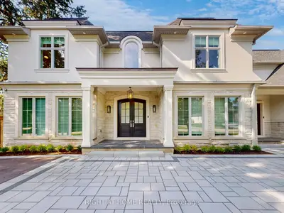 172 Burgundy Drive, Oakville, On L6j 4g1