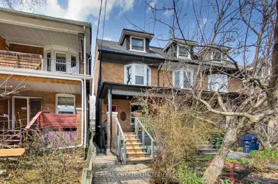 62a Galley Avenue, Toronto W01, On M6r 1h1