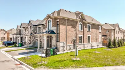 57 Brent Stephens Way, Brampton, On L7a 5b5