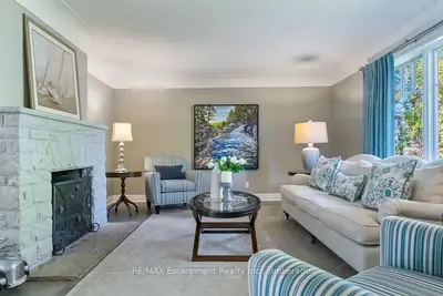 278 Carolyn Drive, Oakville, On L6k 3m6
