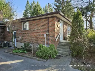 1228 St Mary's Avenue, Mississauga, On L5e 1h7