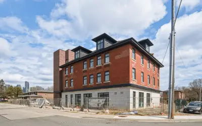 1 Blue Goose Street, Toronto, On M8v 2r5