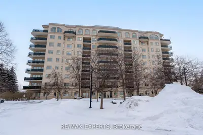 10 Dayspring Circle 406, Brampton, On L6p 1b9