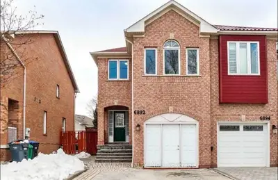 6892 Old Creditview Road Main, Mississauga, On L5n 8k5